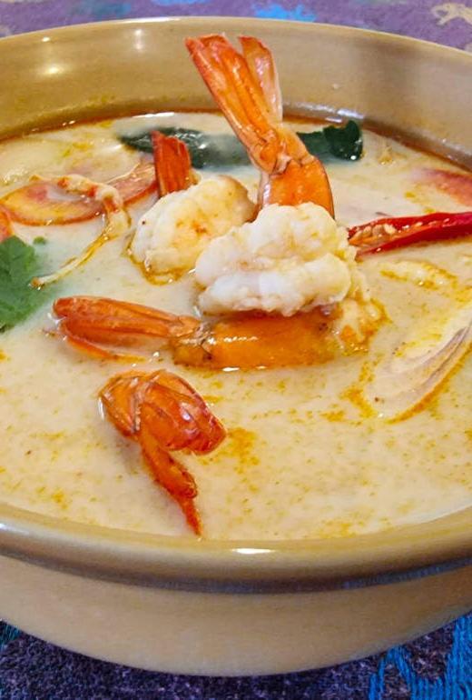 Creamy tom yam goong